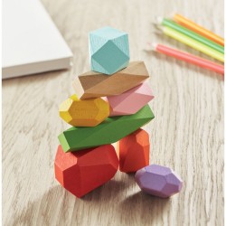 8 Pieces en bois empilables Dolmen 