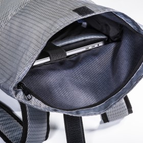 Sac à dos porte pc en polyester recyclé, avec teinture écologique 