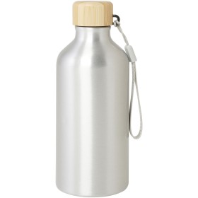 Bouteille d'eau Malpeza de 500 ml en aluminium recyclé certifié RCS avec mousqueton 
