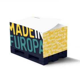 Bloc cube sur palette