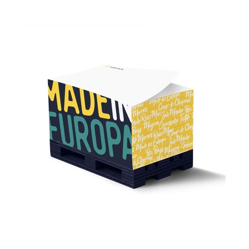 Bloc cube sur palette