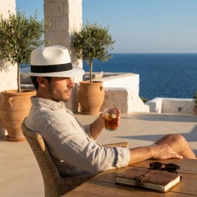 Chapeau papier blanc BORSALINO