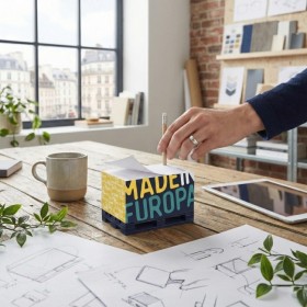 Bloc cube sur palette