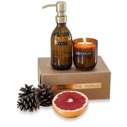 Distributeur de savon pour les mains de 200 ml et ensemble de bougies parfumées de 150g WELLmark Discovery - parfum de bambouCou